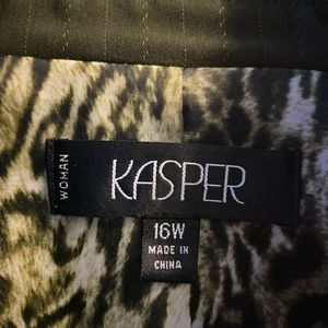 Kasper pant suit green size 16W